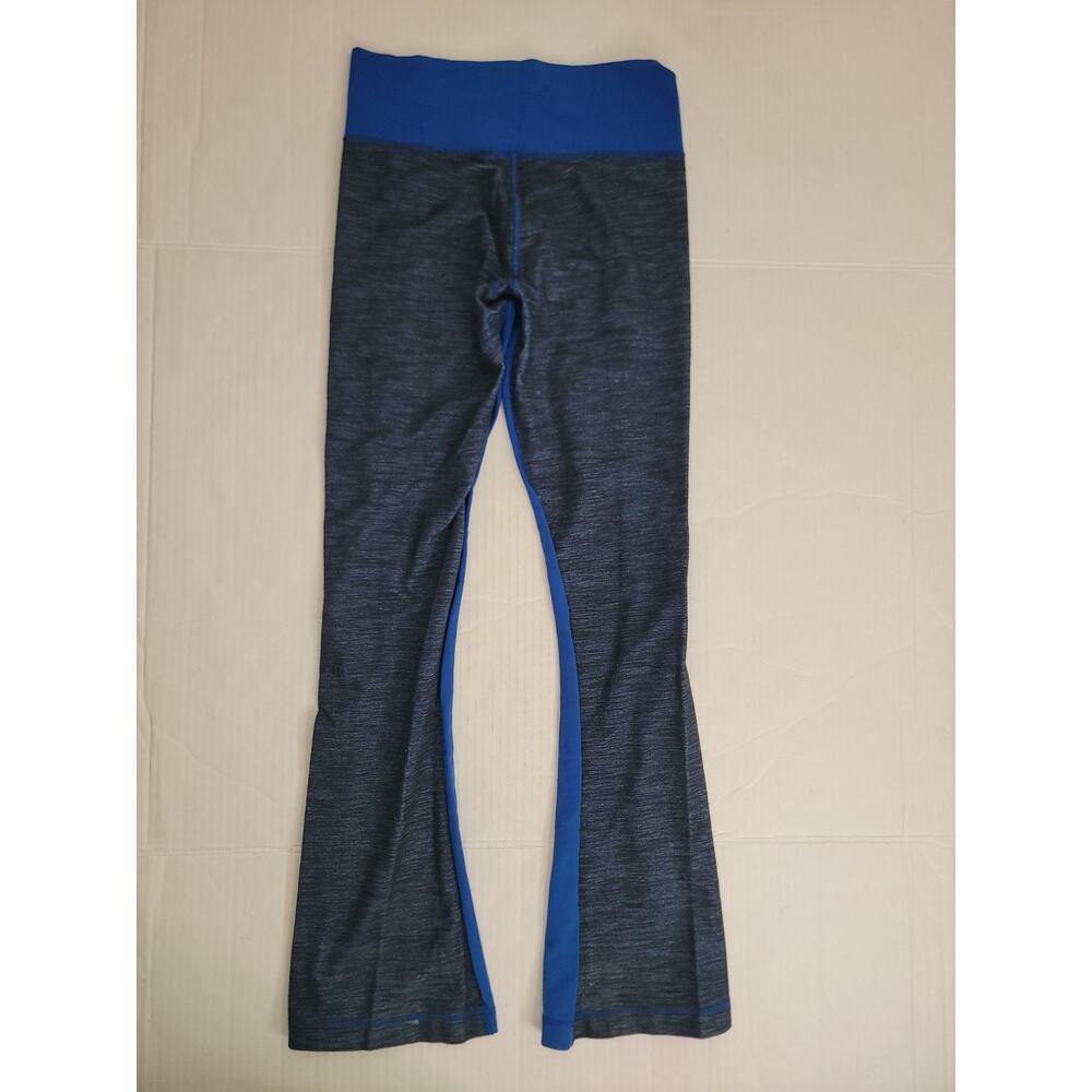Lululemon Flare Leggings SZ 8 Barre Pulse Yoga Pants Blue Reversible Slub Denim - Picture 7 of 8